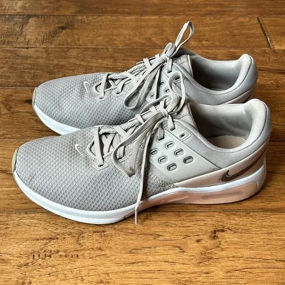 Nike Air Max Bella TR 4 Running Shoes Trainers Sneakers Gray Rose White Size 9