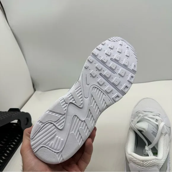 Nike Air Max Excee Womens 11 Running Shoes Sneakers Training White CD5432-121