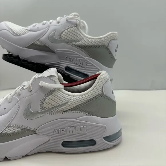 Nike Air Max Excee Womens 11 Running Shoes Sneakers Training White CD5432-121