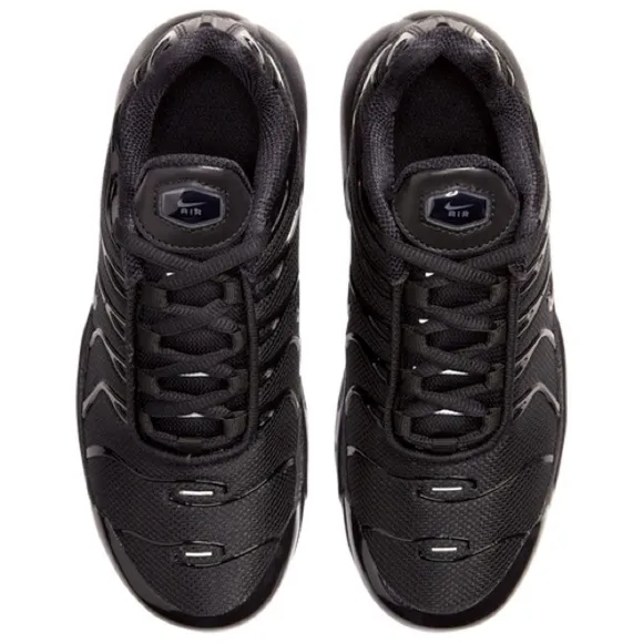 Nike Air Max Plus GS 'Triple Black Kids Sneakers - 13.5C CD0610-001 Christmas sp