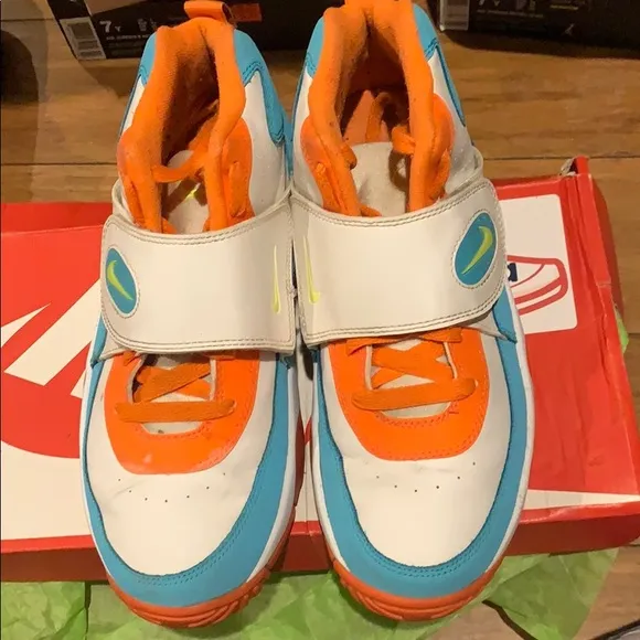 Nike Air Mission GS Youth Training Shoes