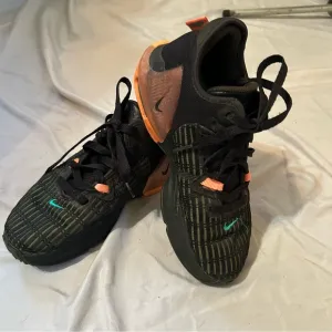 Nike Air Shoes black Youth Size 5