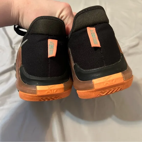 Nike Air Shoes black Youth Size 5