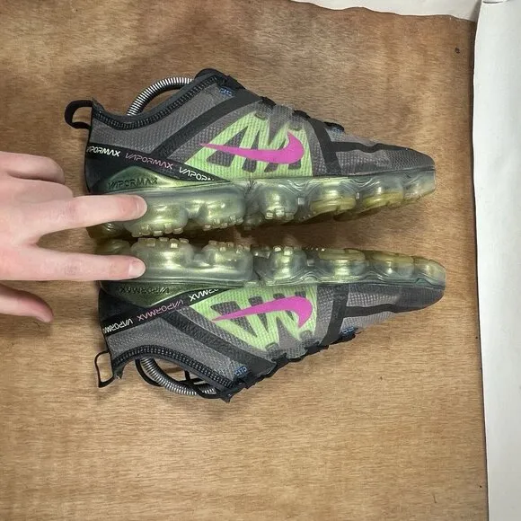 Nike Air Vapormax Men Size 9 AT6810-001 Fuchsia Lime Black Training Shoes