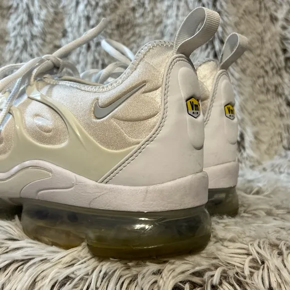 Nike Air VaporMax Plus White Men’s Size 10.5 Running Shoes