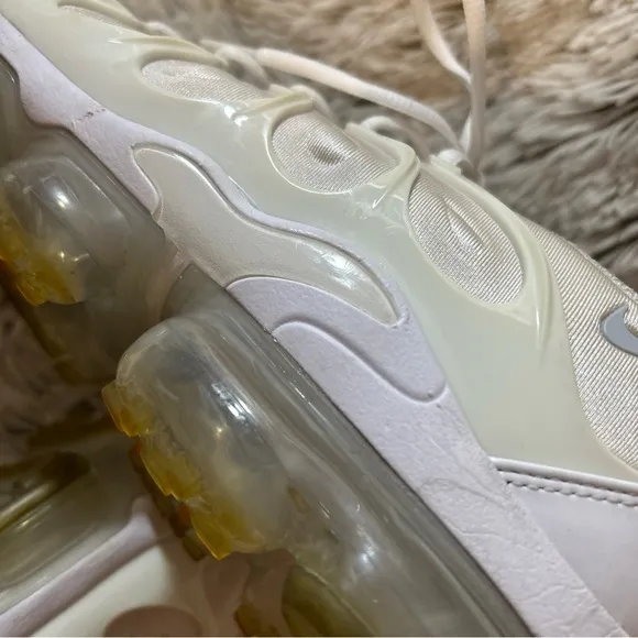 Nike Air VaporMax Plus White Men’s Size 10.5 Running Shoes
