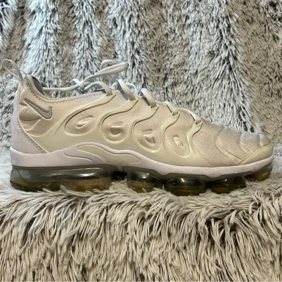 Nike Air VaporMax Plus White Men’s Size 10.5 Running Shoes