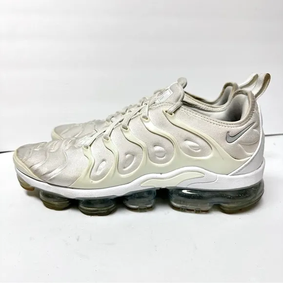 Nike Air Vapormax Triple White Pure Platinum Men's Size 11 Sneakers Flyknit