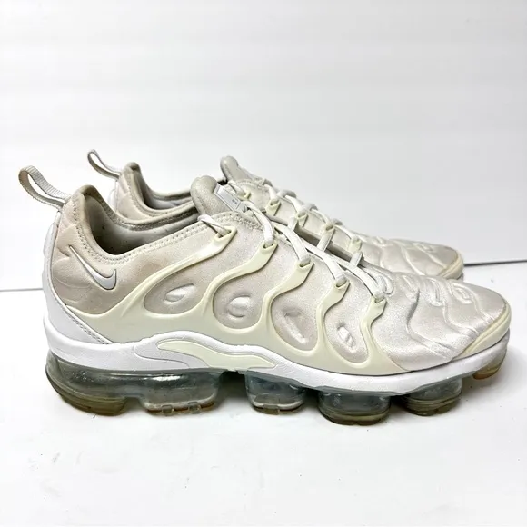 Nike Air Vapormax Triple White Pure Platinum Men's Size 11 Sneakers Flyknit