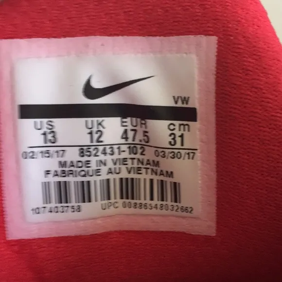 Nike Air Versatile Shoes