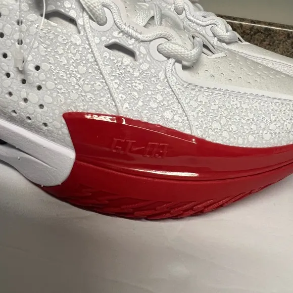 Nike Air Zoom GT cut 3. White/Red obsidian. HM9425-100. Size 10.