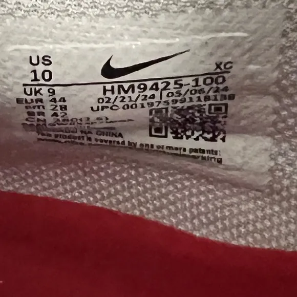 Nike Air Zoom GT cut 3. White/Red obsidian. HM9425-100. Size 10.