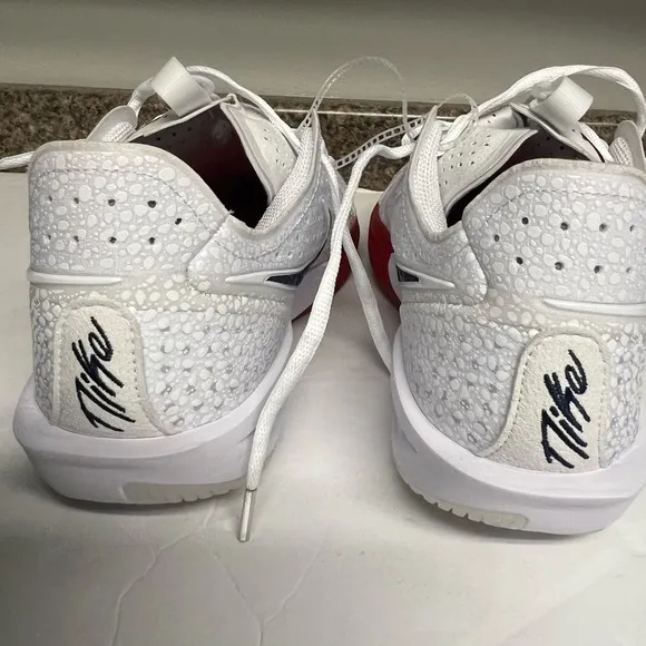 Nike Air Zoom GT cut 3. White/Red obsidian. HM9425-100. Size 10.