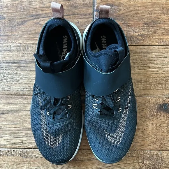Nike Air Zoom Strong Running Training Shoes Black &amp; Rose Gold Women's Size 7