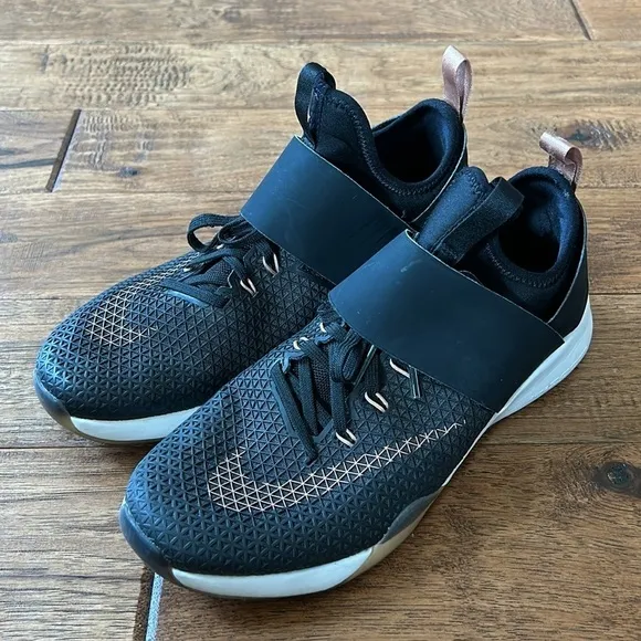 Nike Air Zoom Strong Running Training Shoes Black &amp; Rose Gold Women's Size 7