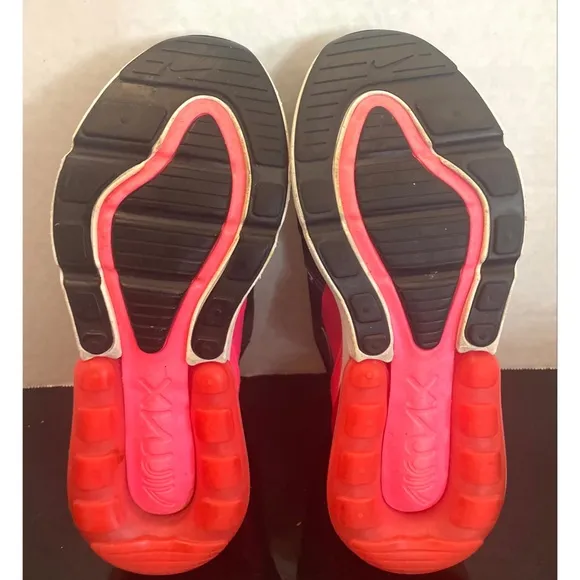 Nike Big Kids Air Max 270 Black and Red Shoes Low Top Size 4.5Y