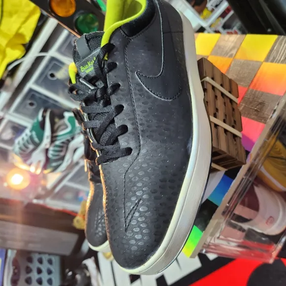 Nike Black and Green Men's Shoes Eric Koston Skakeboading