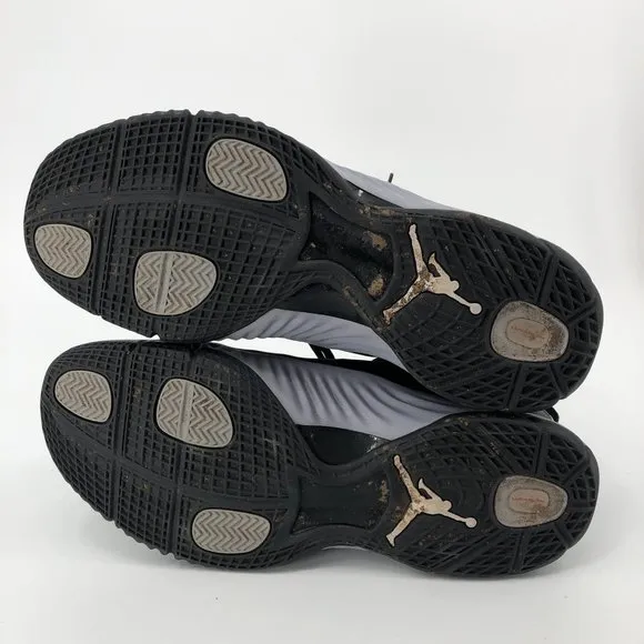 Nike Black and Red Super Fly Athletic Shoes | Good Condition