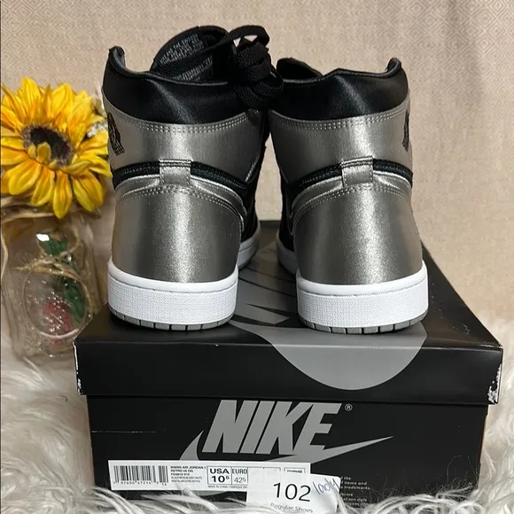 Nike Black and Silver Sneakers High-Top Style