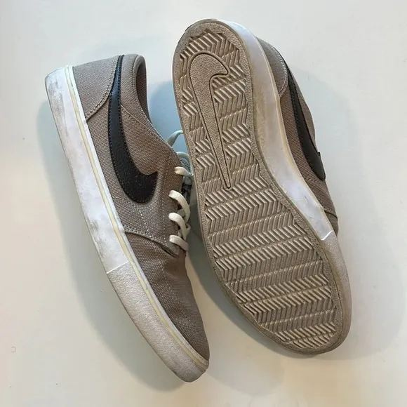 Nike - casual tan canvas tennis shoes, 8, SB portmore