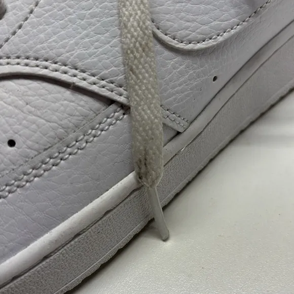 Nike Court Vision Lo Mens Athletic Shoes Sneakers Size 11 Triple White