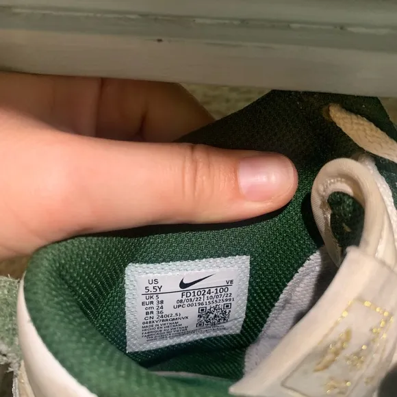 Nike Dunk High 'San Francisco - Gold Mountain'  White Desert Ore GS Size 5.5Y