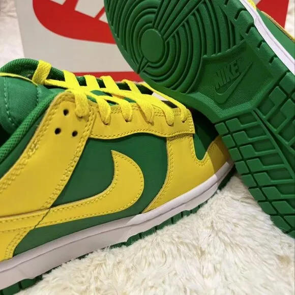 Nike dunk low-top green and yellow Brazilian women's sneakers
