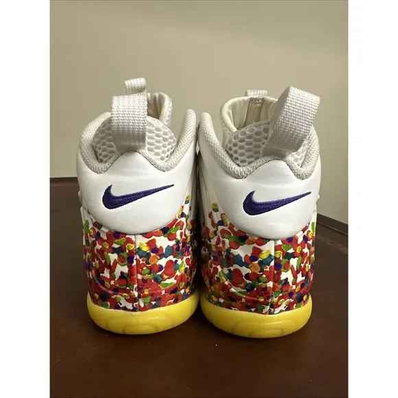 NIKE FOAMPOSITE PRO GS SIZE 4.5Y FRUITY PEBBLES WHITE COURT PURPLE 644792 101