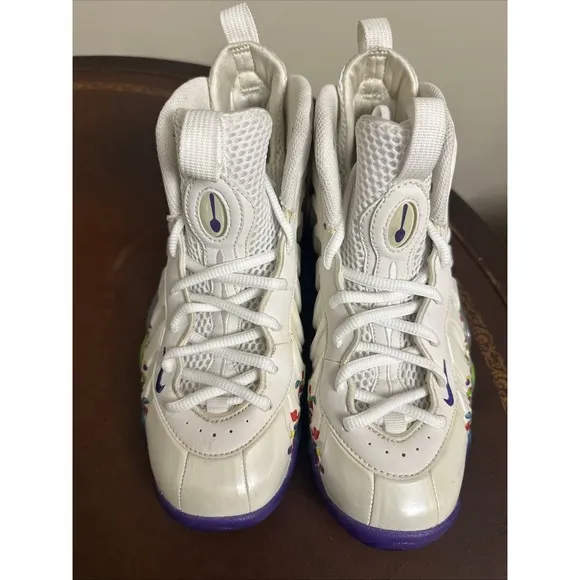 NIKE FOAMPOSITE PRO GS SIZE 4.5Y FRUITY PEBBLES WHITE COURT PURPLE 644792 101