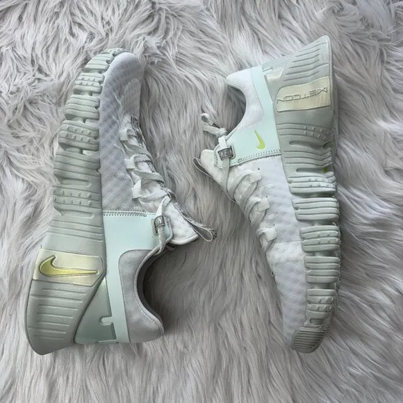 Nike Free Metcon 5 Premium Womens Training Shoes White FJ1548-100 VNDS Sz 11.5