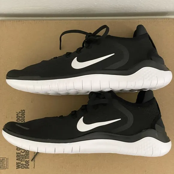Nike Free RN 2018 Black/White Size 10 942836-001 Men's Running Shoes