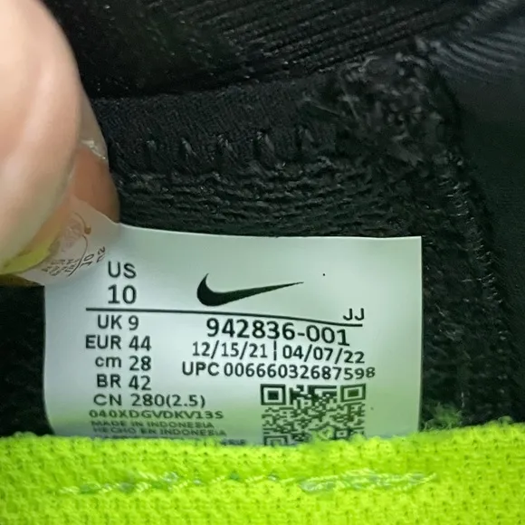 Nike Free RN 2018 Black/White Size 10 942836-001 Men's Running Shoes