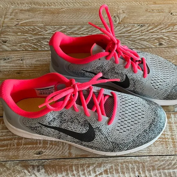 💞Nike Free Run Running Training Shoes 904258-001💞~ Kids 6.5