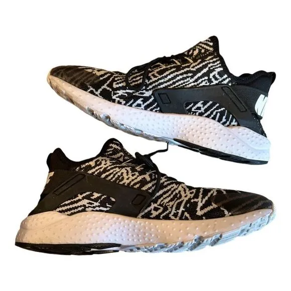 Nike Huarache Run Ultra Jacquard 819151-001 Knit Black/White Wm 9.5 Athleisure