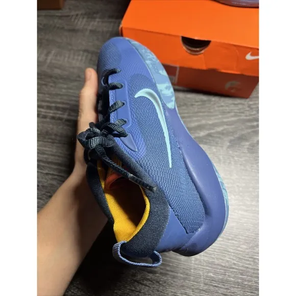 Nike‎ Isofly GS Total Navy  Youth Basketball Hoopers Shoes FN4384-400 Sz Sz 3Y