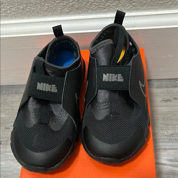 Nike Kids Flex Runner 2 Black Shoes