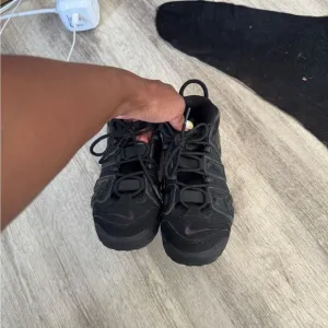 Nike Kids Shoes - Black
