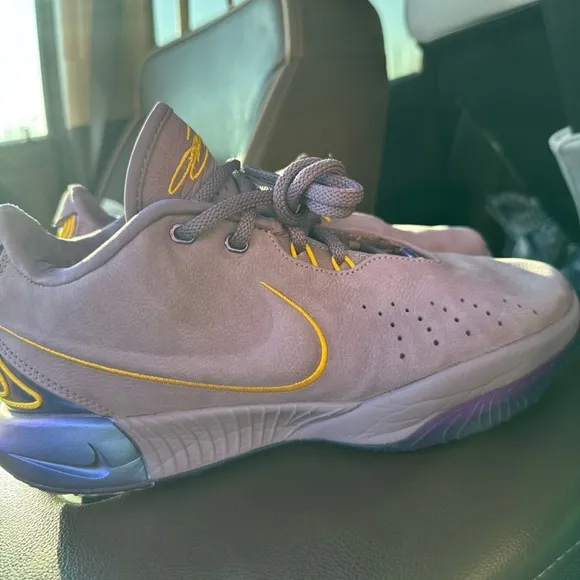 Nike Lebron James XXI 20 Purple Rain Basketball Shoes