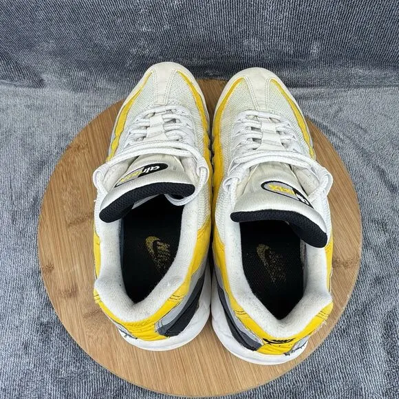 Nike Mens Air Max 95 Size 8.5 Grey Yellow Basketball Training Comfort Sneakers