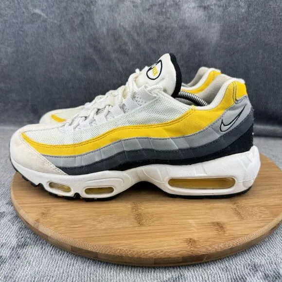 Nike Mens Air Max 95 Size 8.5 Grey Yellow Basketball Training Comfort Sneakers