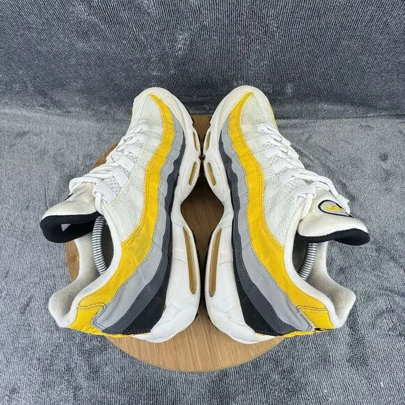 Nike Mens Air Max 95 Size 8.5 Grey Yellow Basketball Training Comfort Sneakers