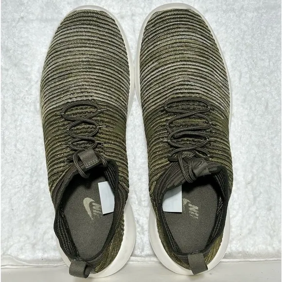 Nike Mens Roshe Two Flyknit V2 Sequoia Running Athletic Sneakers Shoes SZ 10.5