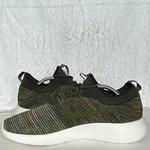 Nike Mens Roshe Two Flyknit V2 Sequoia Running Athletic Sneakers Shoes SZ 10.5