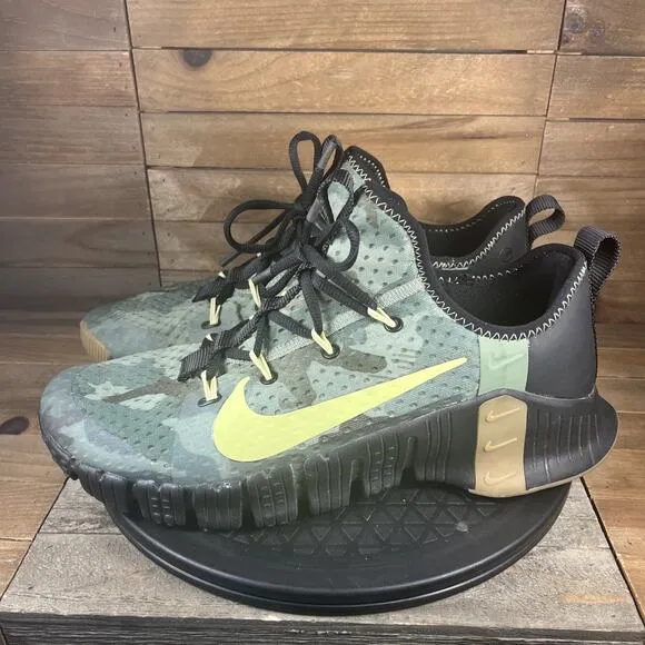 Nike Mens Size 12 Free Metcon 3 Black Green Camo Gum Training Lace Up Shoes