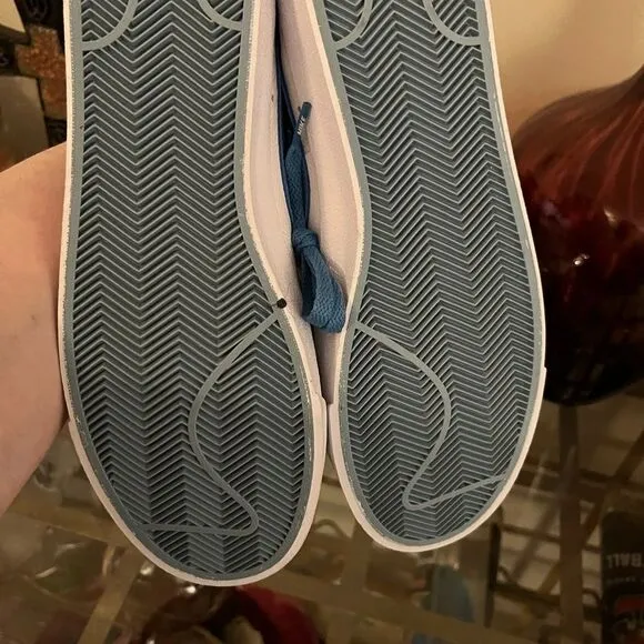 Nike Men's blazer “Low” White and Blue Sneakers size 11 NWOT