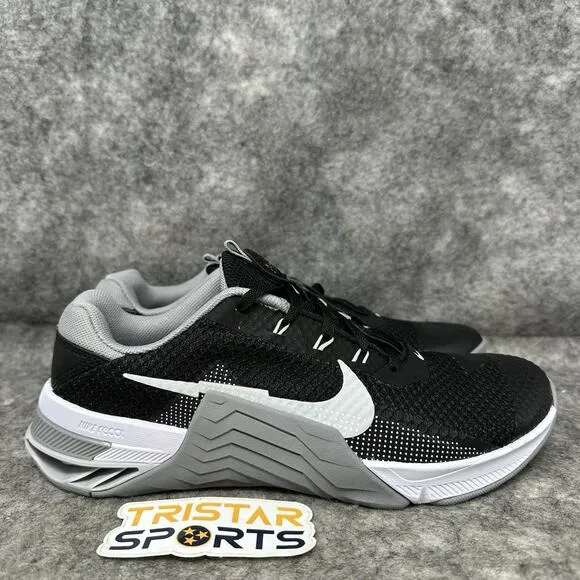 Nike Metcon 7 Training Shoes Mens Size 7.5 Womens Size 9 Black White CZ8281-010