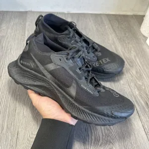 Nike Pegasus Trail 3 Shoes Mens 9 Black Waterproof GTX Hiking Sneakers Goretex