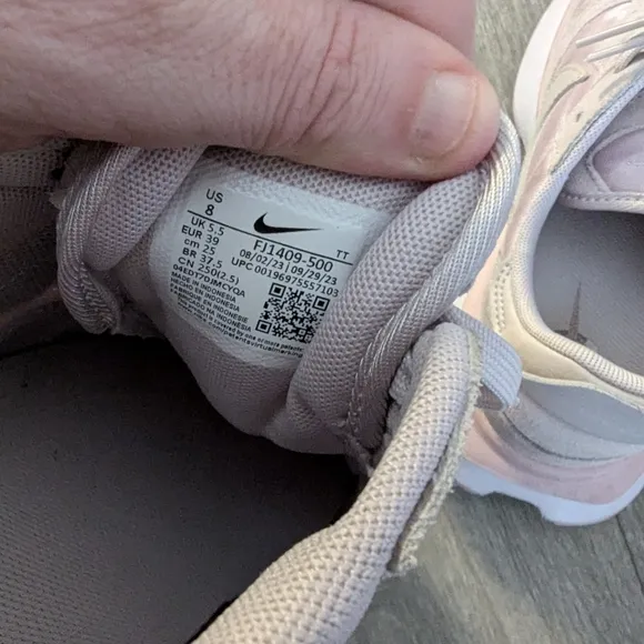 Nike, Pink Waffle Phoenix, Sneaker, Size 8