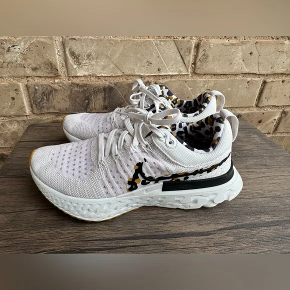 Nike React Infinity Flyknit Animal Print Athletic Shoes size 6.5