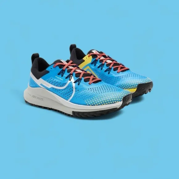 Nike React trail Pegasus 4 running shoes